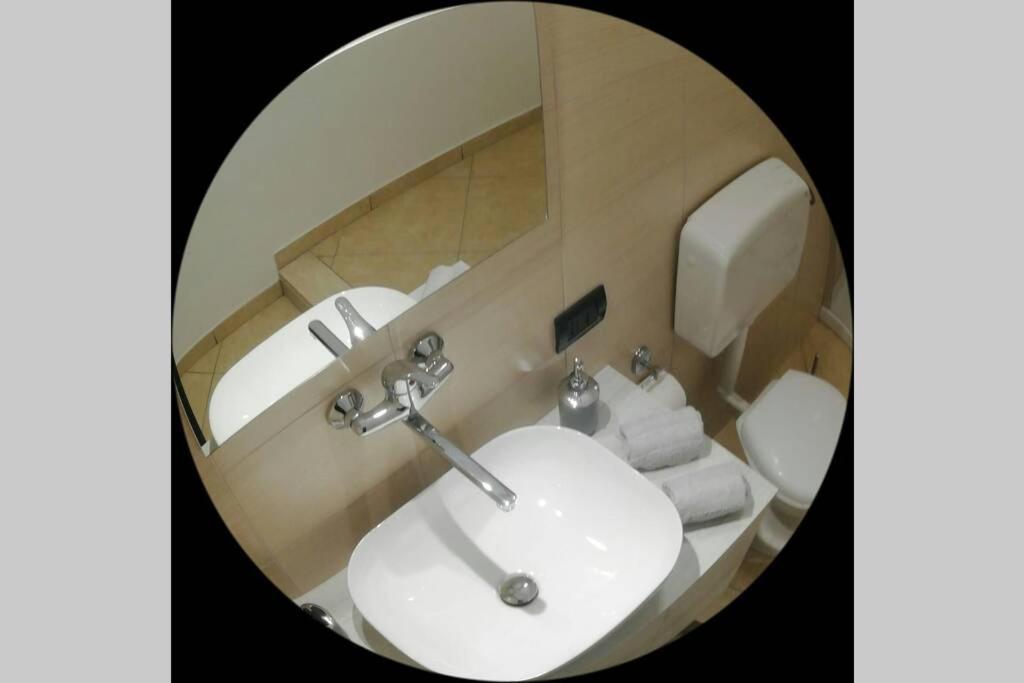 Isabella House Apartment กาสเตลดัชเชีย ภายนอก รูปภาพ